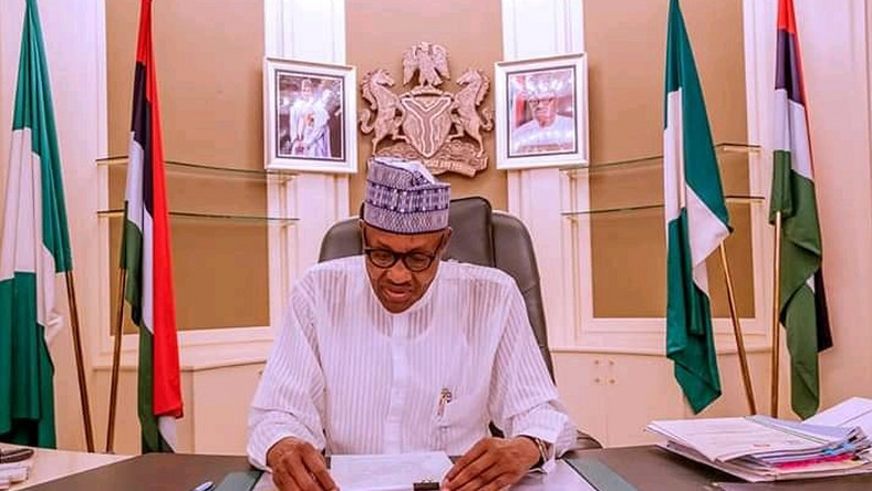 President Muhammadu Buhari asks all ministers to submit status reports about their policies and projects. (Encomium)