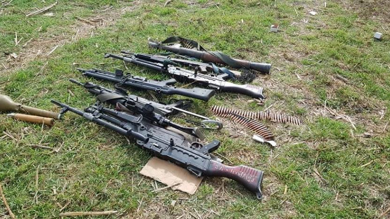 Weapons recovered from Boko Haram terrorists [Facebook HQ Nigerian Army]